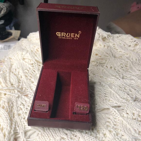 Vintage Gruen Red Original Wrist Watch Display Storage Box Case - Picture 9 of 16